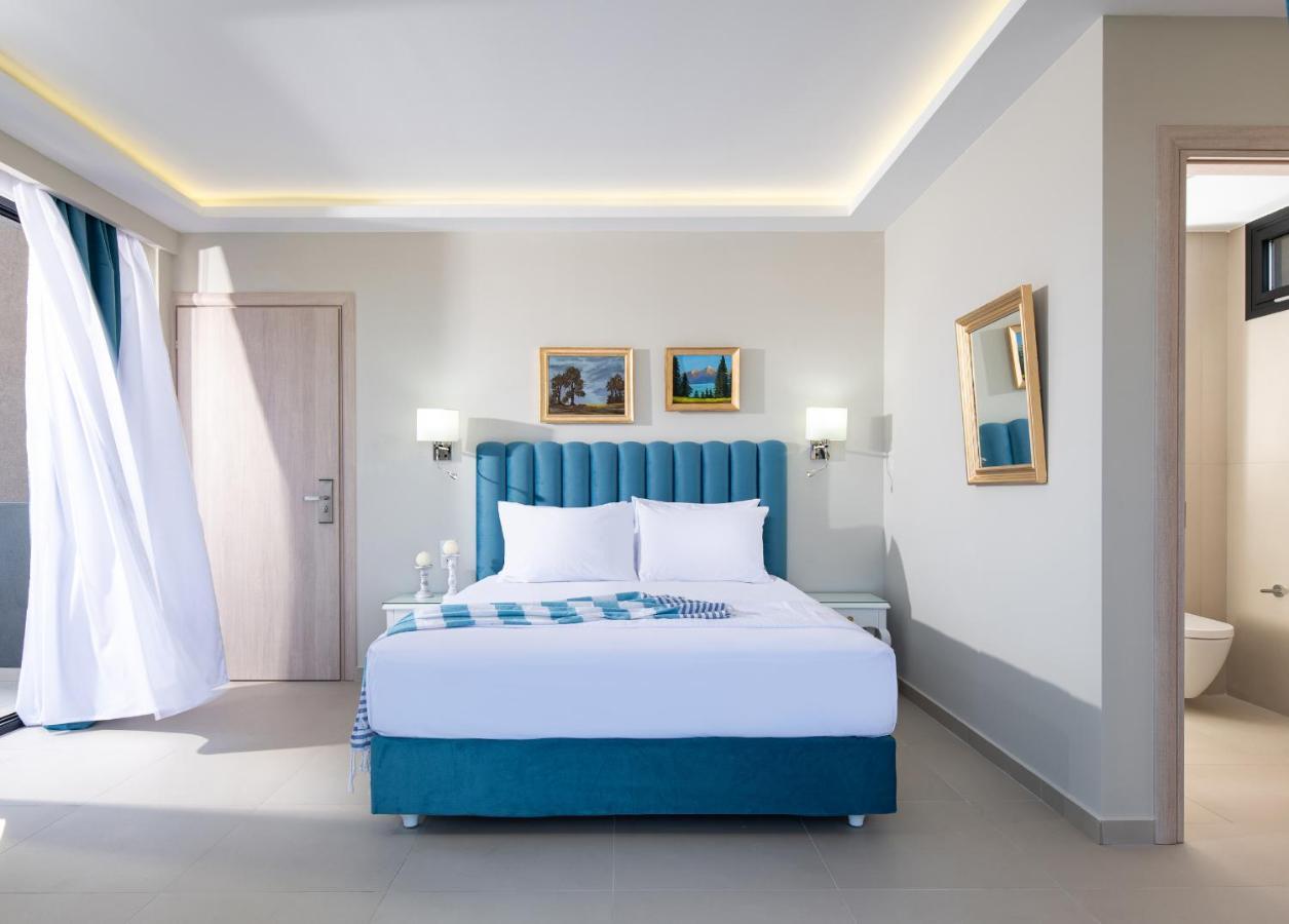 Light Blue Hotel Nea Kallikrateia Eksteriør billede