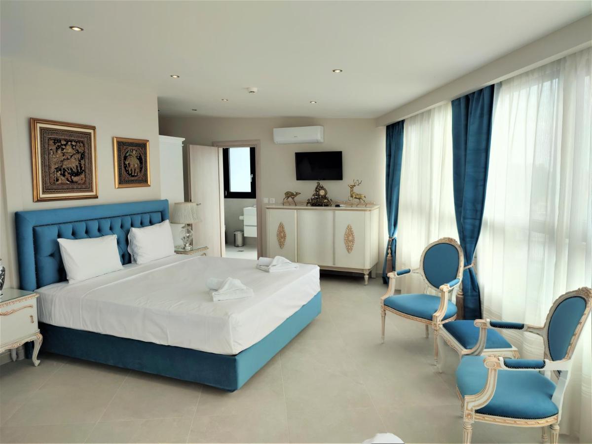 Light Blue Hotel Nea Kallikrateia Eksteriør billede